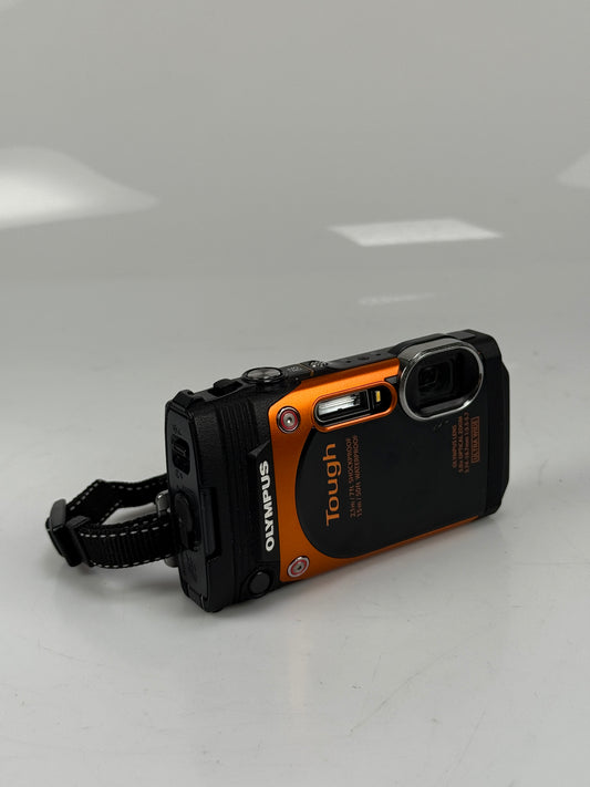 Olympus Stylus Tough TG-860 16.0MP Waterproof Digital Camera Orange