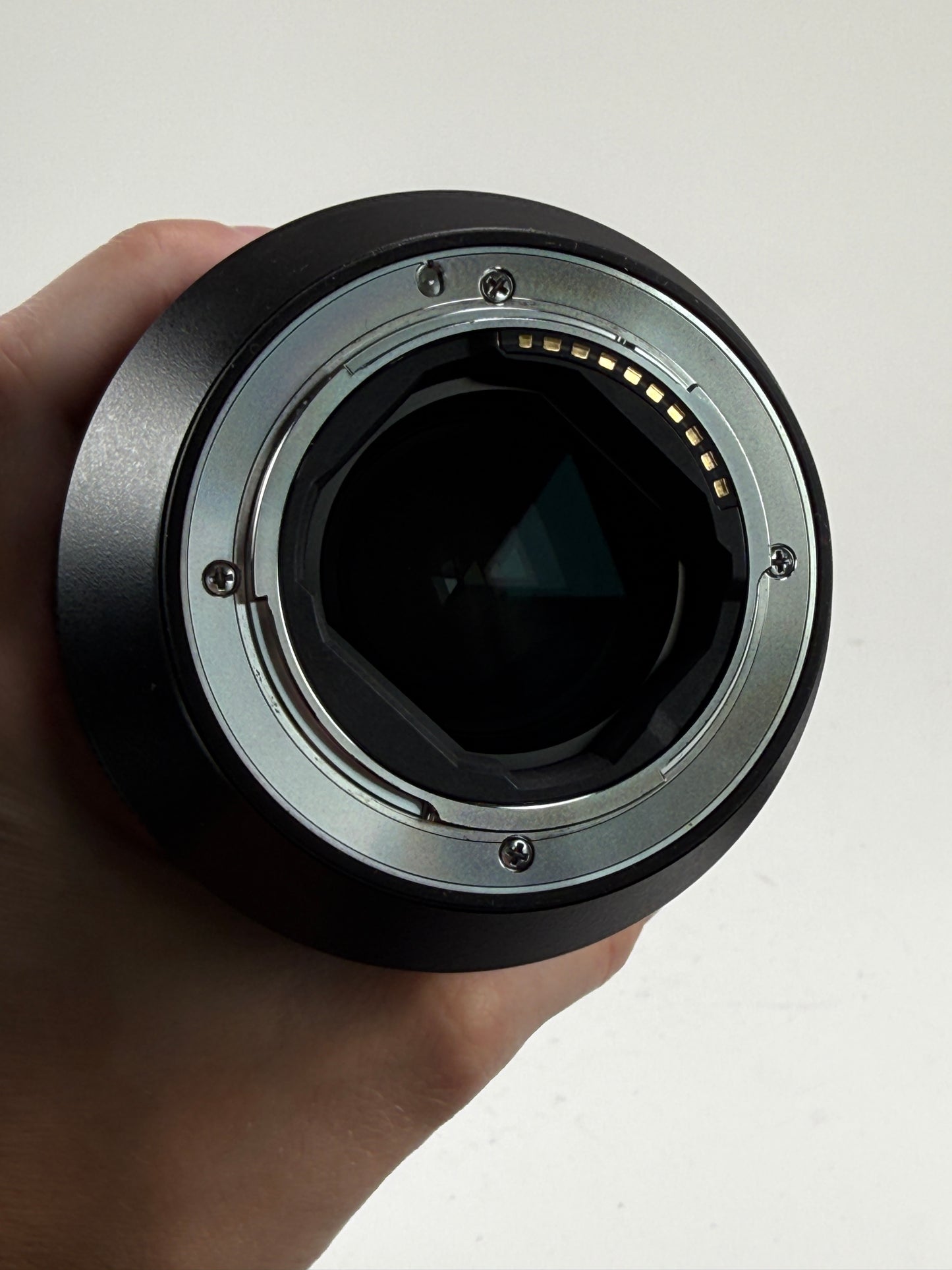 Sony FE 135mm F1.8 GM Telephoto Lens for Sony E Mount (SEL135F18GM)