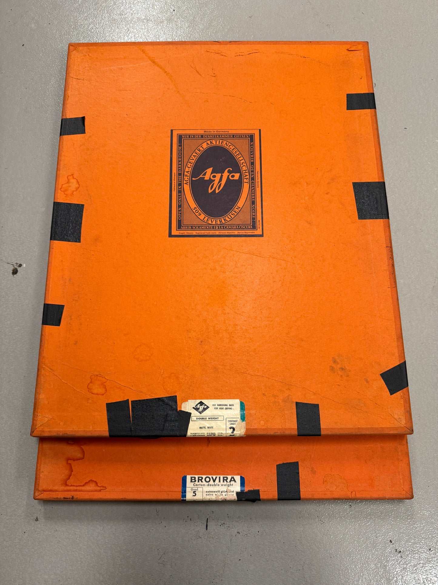 Agfa Brovira and portriga rapid Photo Paper 16x20 inch BH 111 5, 112 grade 2