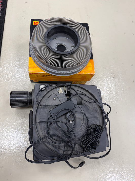 Vintage Kodak 800 Slide Projector Complete w/Tray+ Power Cord