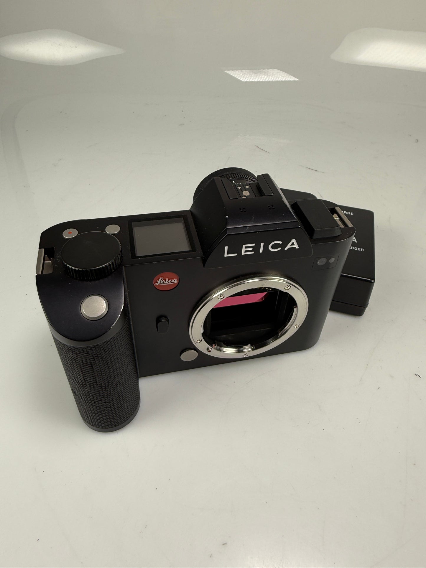 Leica SL (Typ 601) - 10850, Mirrorless Digital Camera