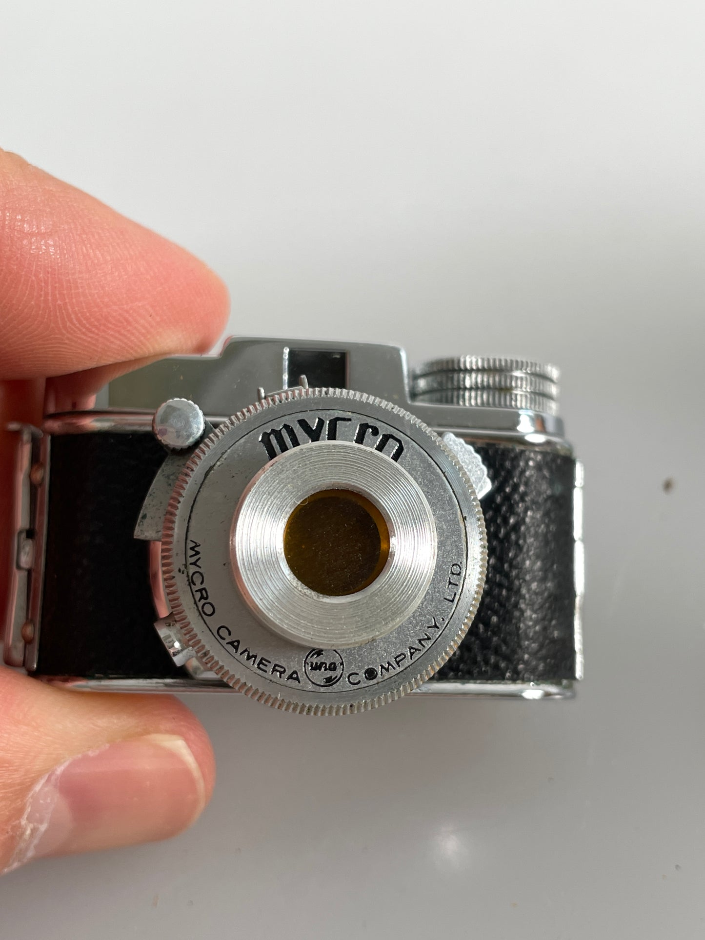 Mycro IIIa Subminiature Film Camera Ona 20mm f4.5 orange Filter