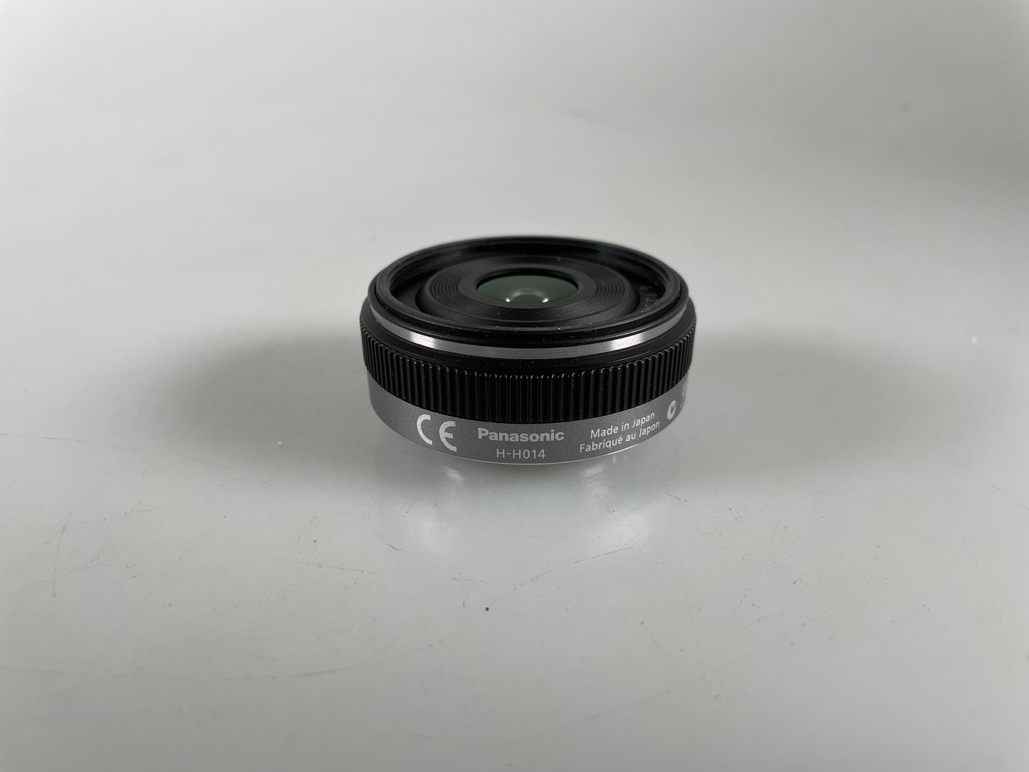 Lumix G 14mm f2.5 Gray Lens for Panasonic Olympus M4/3-mount Camera