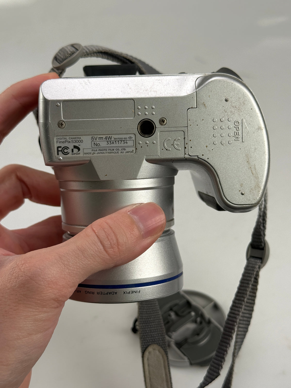 Fuji Fujifilm FinePix S3000 6x Camera Digital Camera 3.2MP