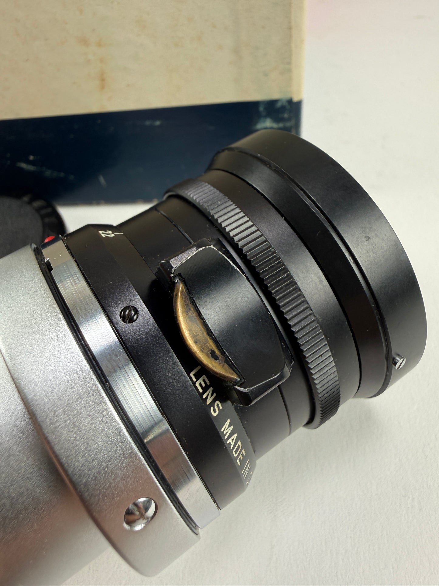 Leica 28mm f2.8 Elmarit V1 9 Element Lens Black Paint Infinity Lock w/ box