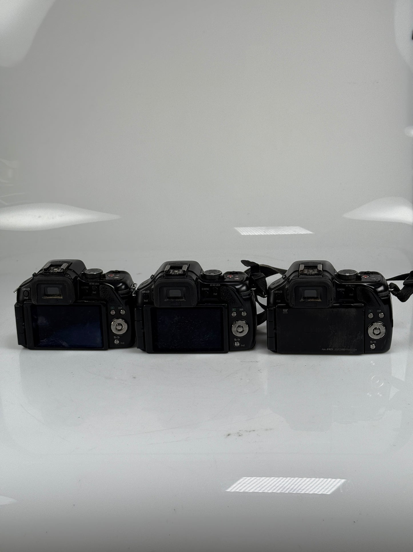 Panasonic Lumix DMC-G5 Mirrorless MFT Digital Camera Body lot of 3
