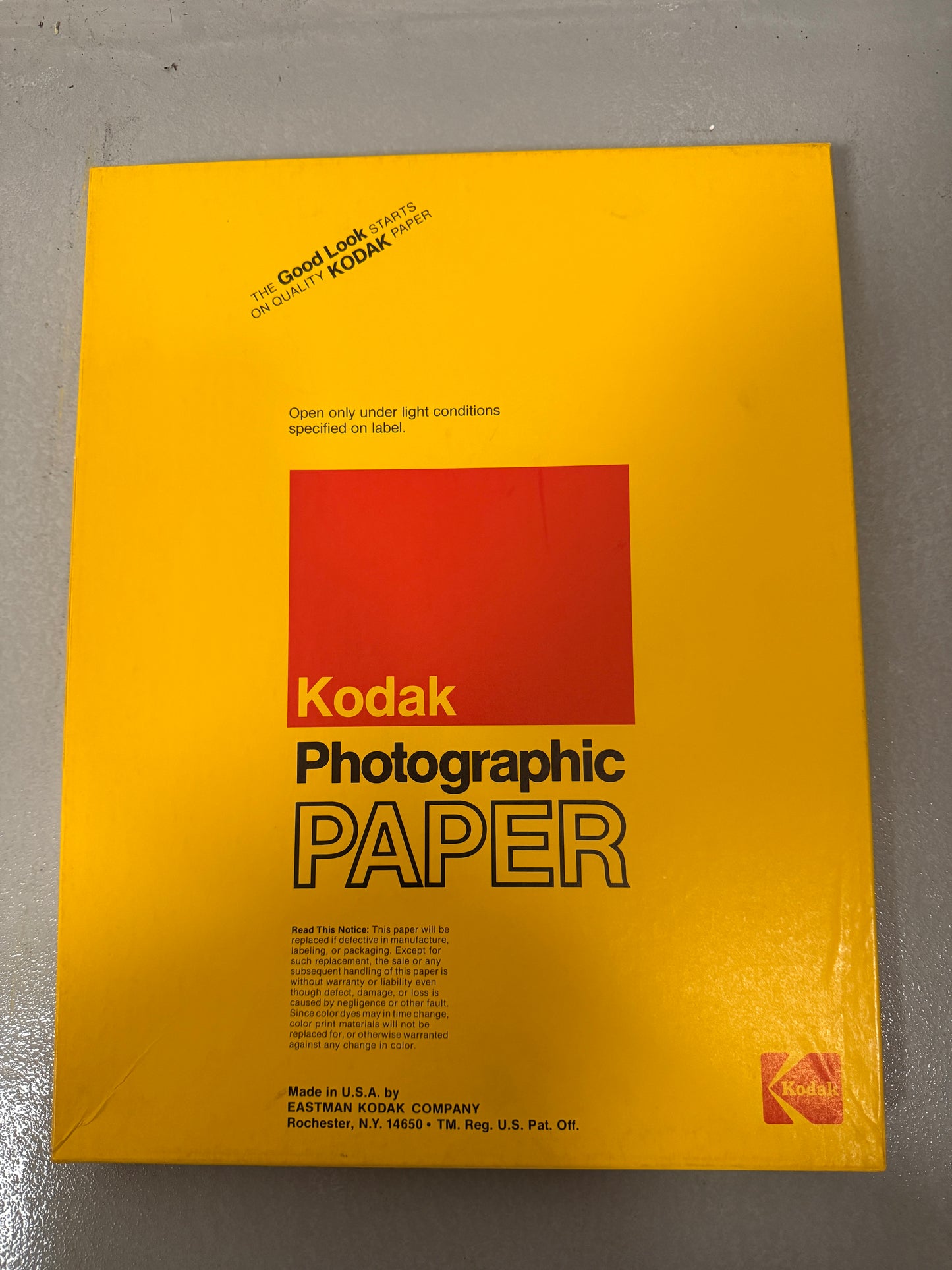 Kodak Polycontrast A light weight Photo Paper 50 Sheets 11x14 inch