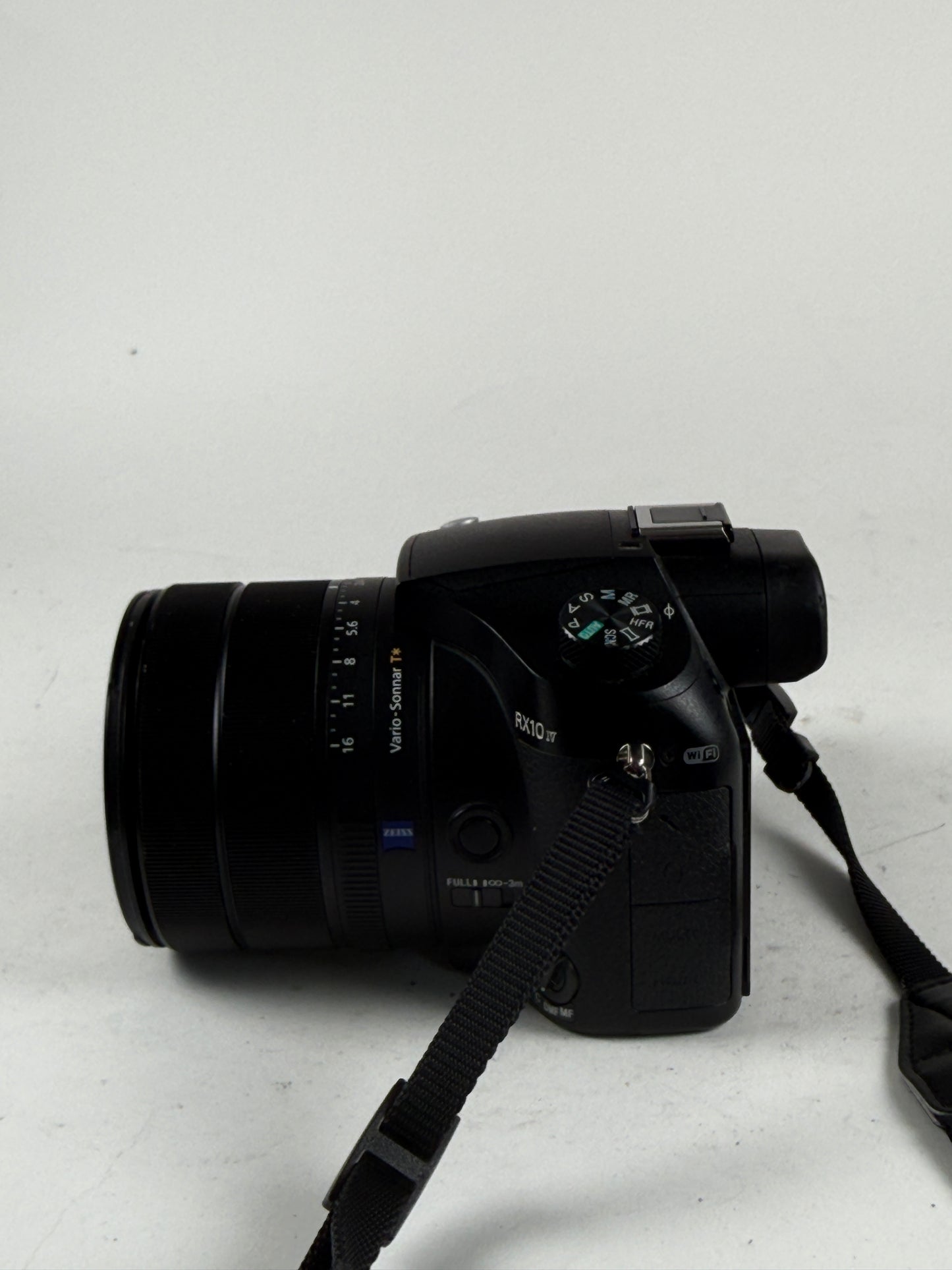 Sony Cyber-Shot DSC-RX10 IV 20.1MP Digital Camera w/25x Zoom