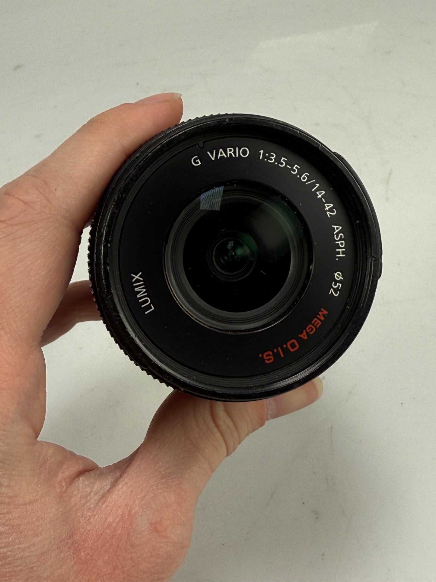 Panasonic Lumix G Vario H-FS014042 14-42mm f3.5-5.6 Asph. Zoom Mega OIS Lens