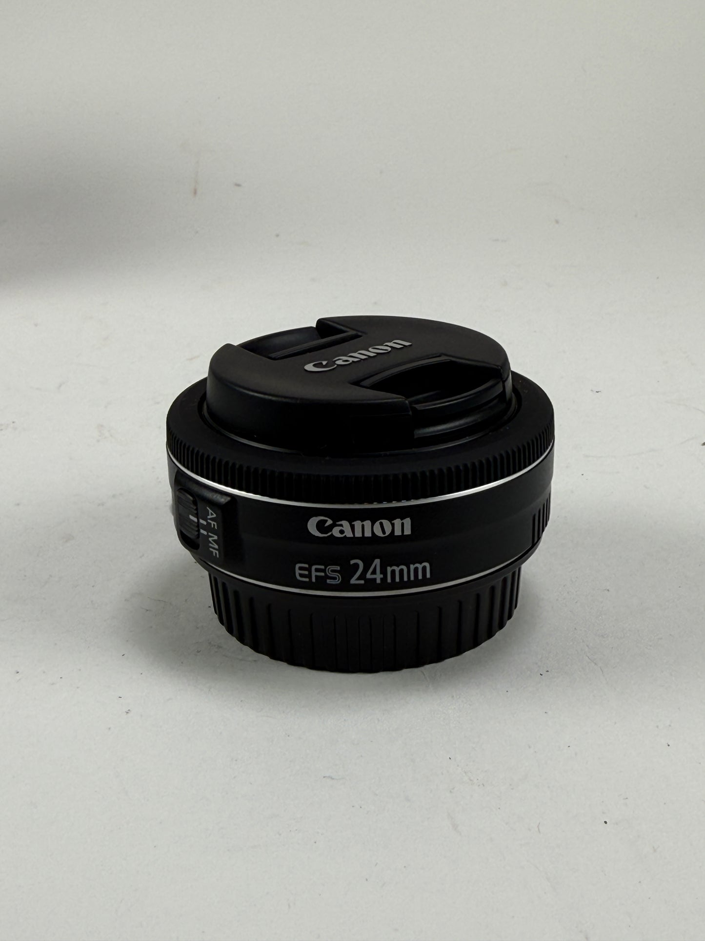 Canon EF-S 24mm f2.8 STM Lens