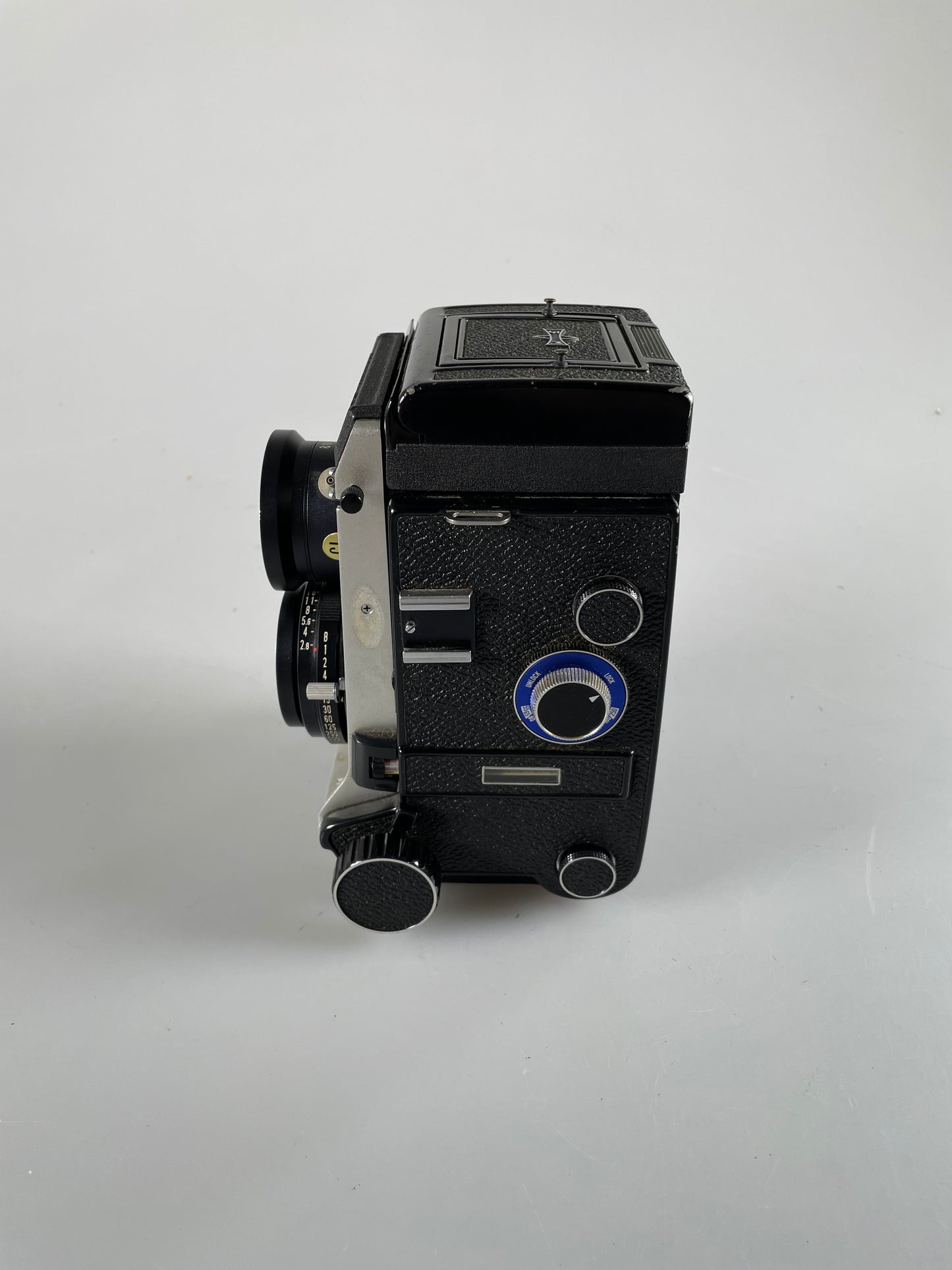 Mamiya C330 Pro F TLR medium format Film camera kit 80mm f2.8 blue dot lens