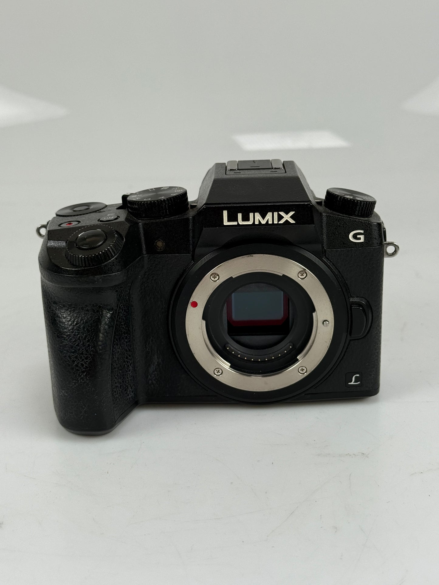 Panasonic Lumix DMC-G7 16MP Mirrorless MFT Digital Camera Body