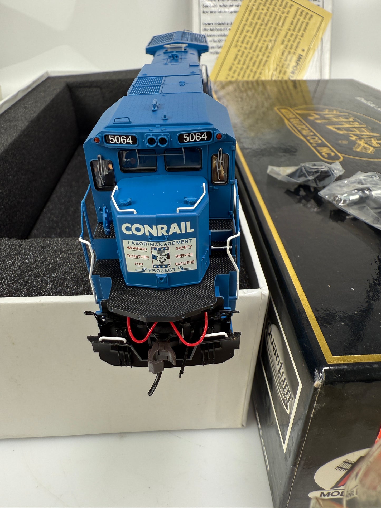 ATLAS master gold HO 9804 Conrail # 5064 HO Dash B-40B locomotive w/ DCC & Sound