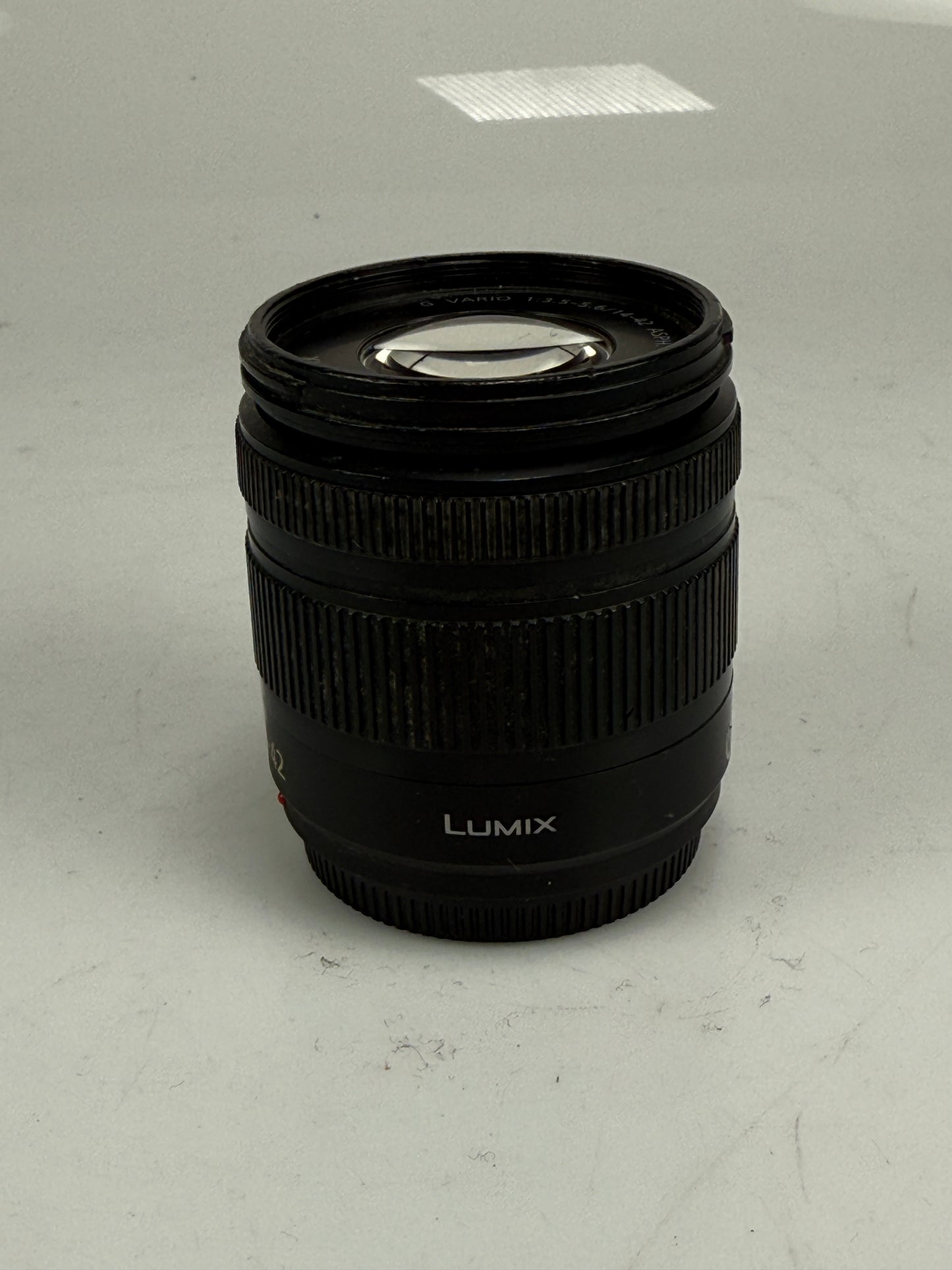 Panasonic Lumix G Vario H-FS014042 14-42mm f3.5-5.6 Asph. Zoom Mega OIS Lens