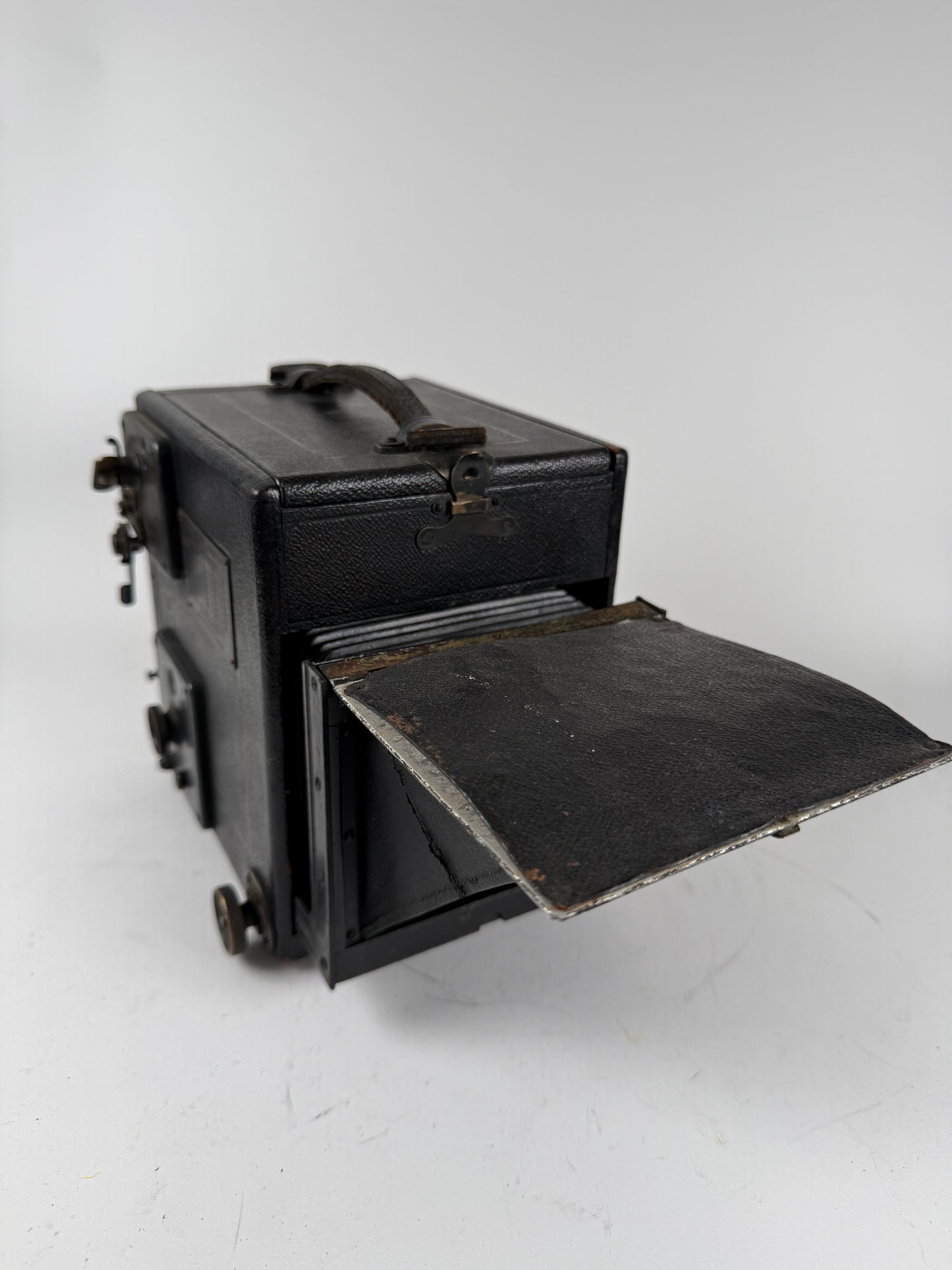 Graflex RB series D Curtain Aperture 3x4 Camera w/ Kodak 6 1/2 inch lens