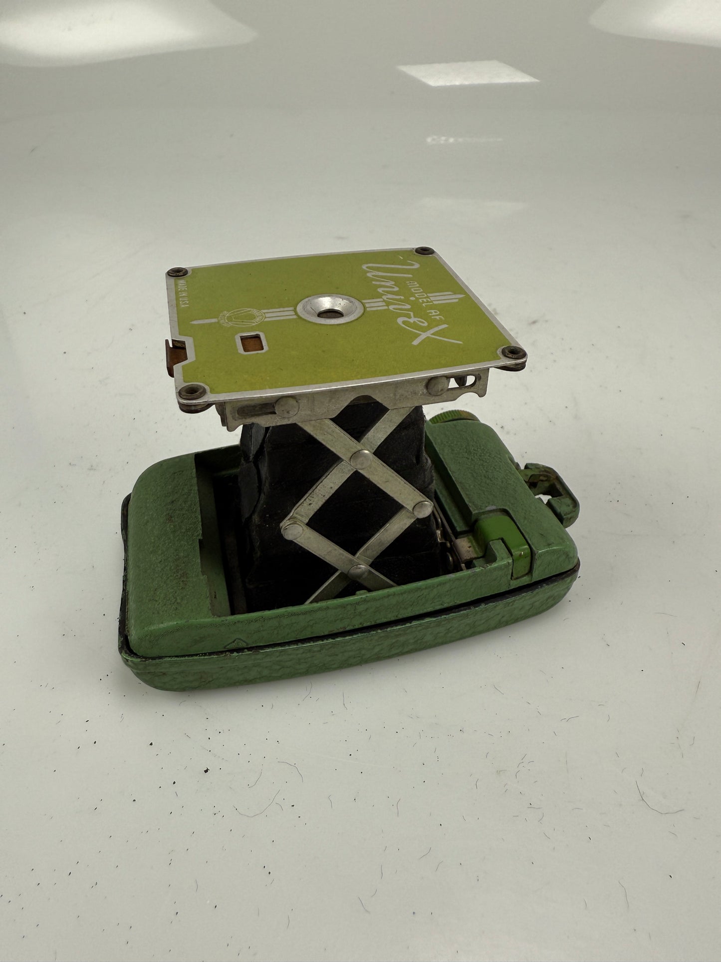 Univex Model AF universal camera corp folding mini camper GREEN RARE