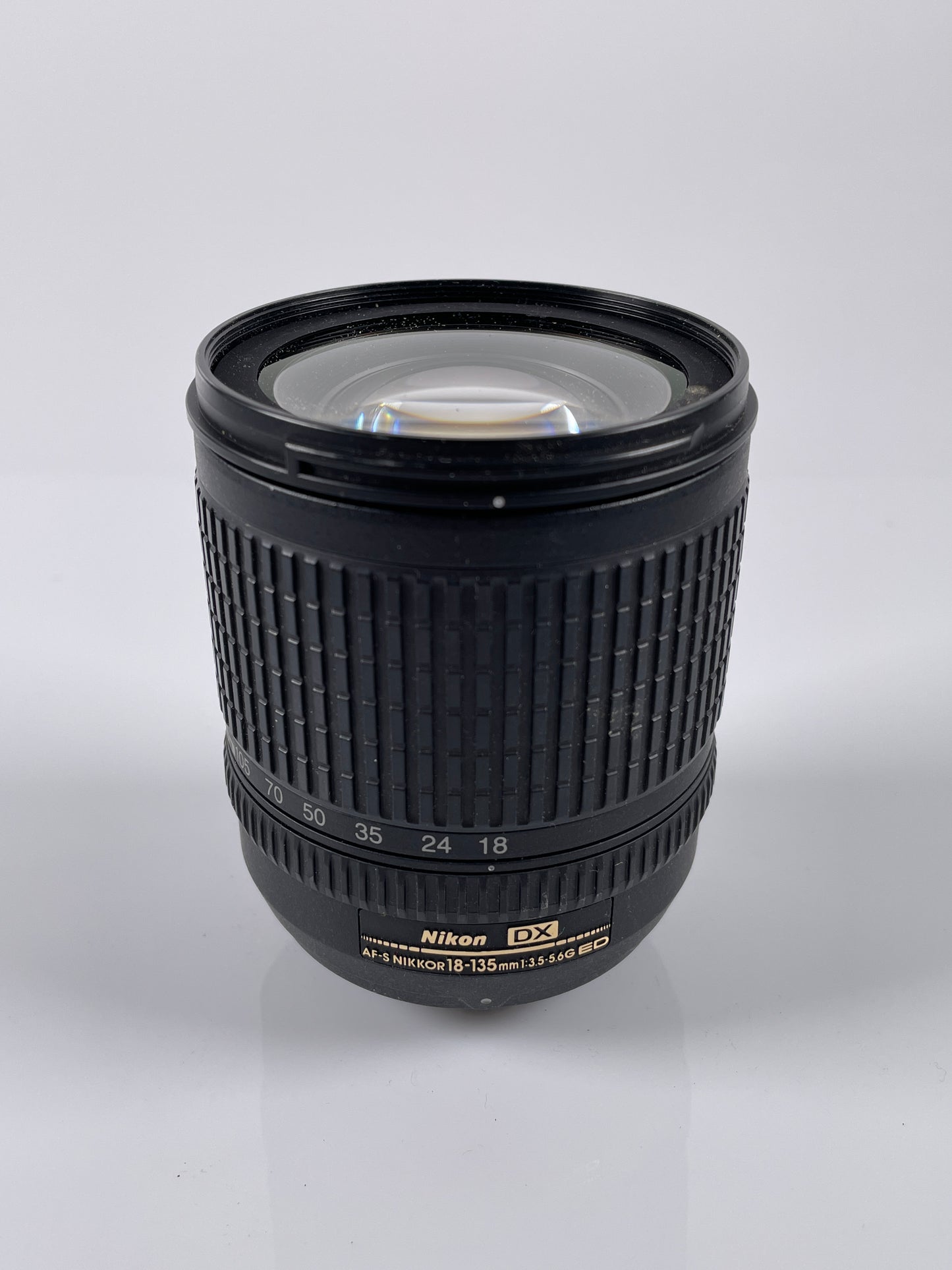 Nikon AF-S DX Nikkor 18-135mm 3.5-5.6 G ED IF AF Lens for APS-C Sensor DSLR