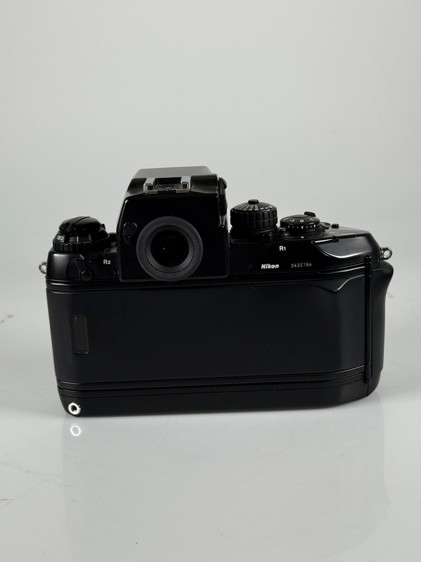 Nikon F4 SLR 35mm Film Camera Body