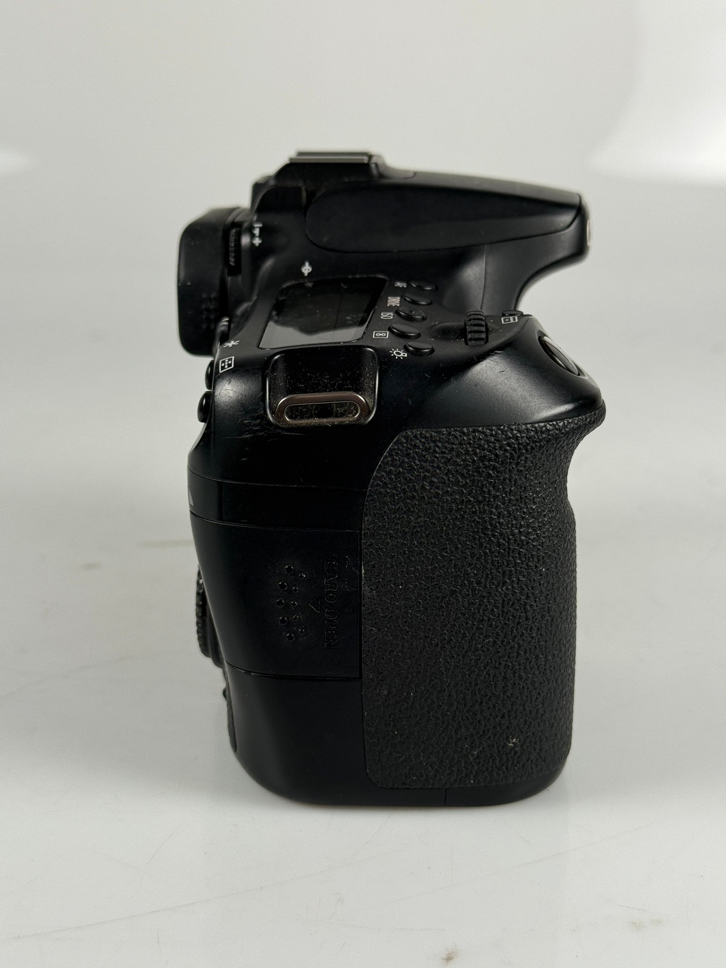 Canon EOS 70D Digital SLR 20.2MP Camera Body