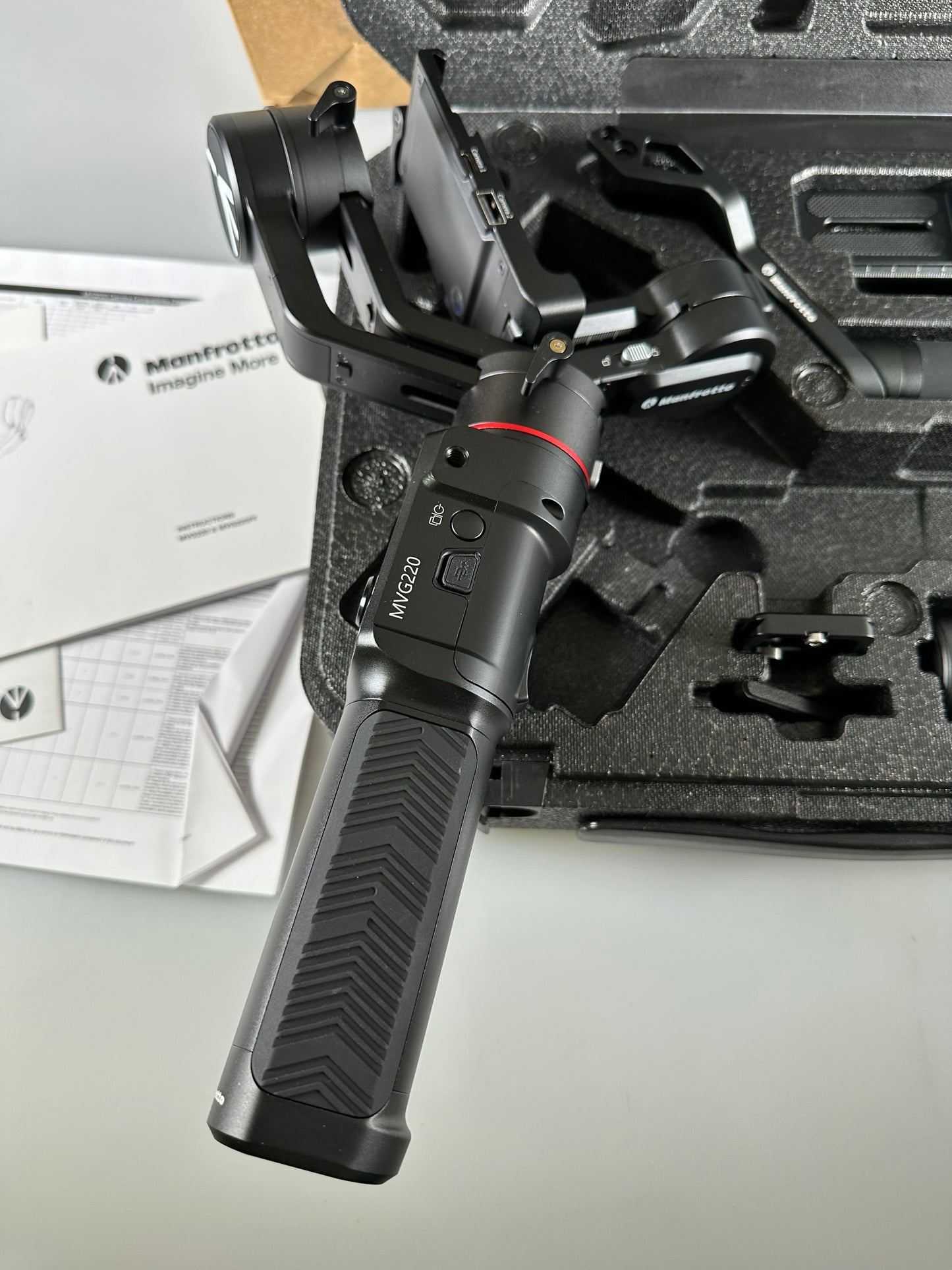 Manfrotto Gimbal Stabilizer 220 Kit Model MVG220