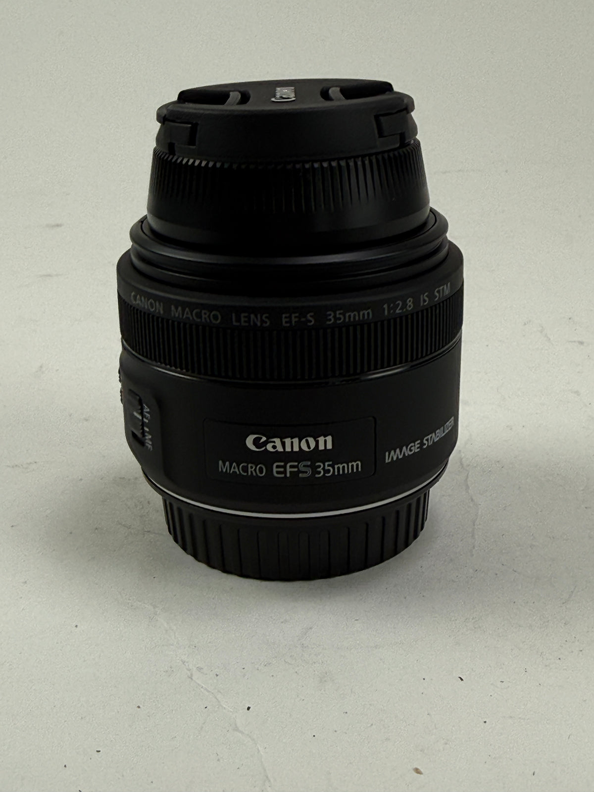 Canon EF-S 35mm f2.8 Macro IS STM Lens