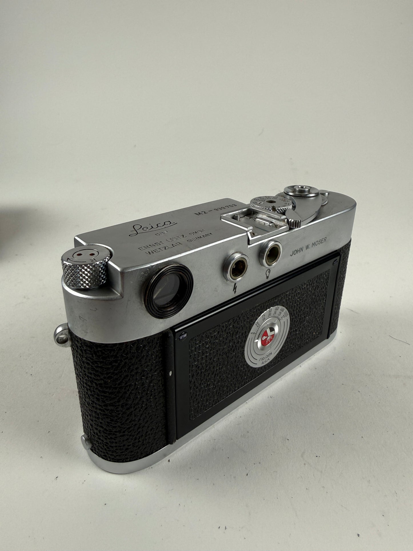 Leica M2 button rewind Chrome 35mm rangefinder film camera body