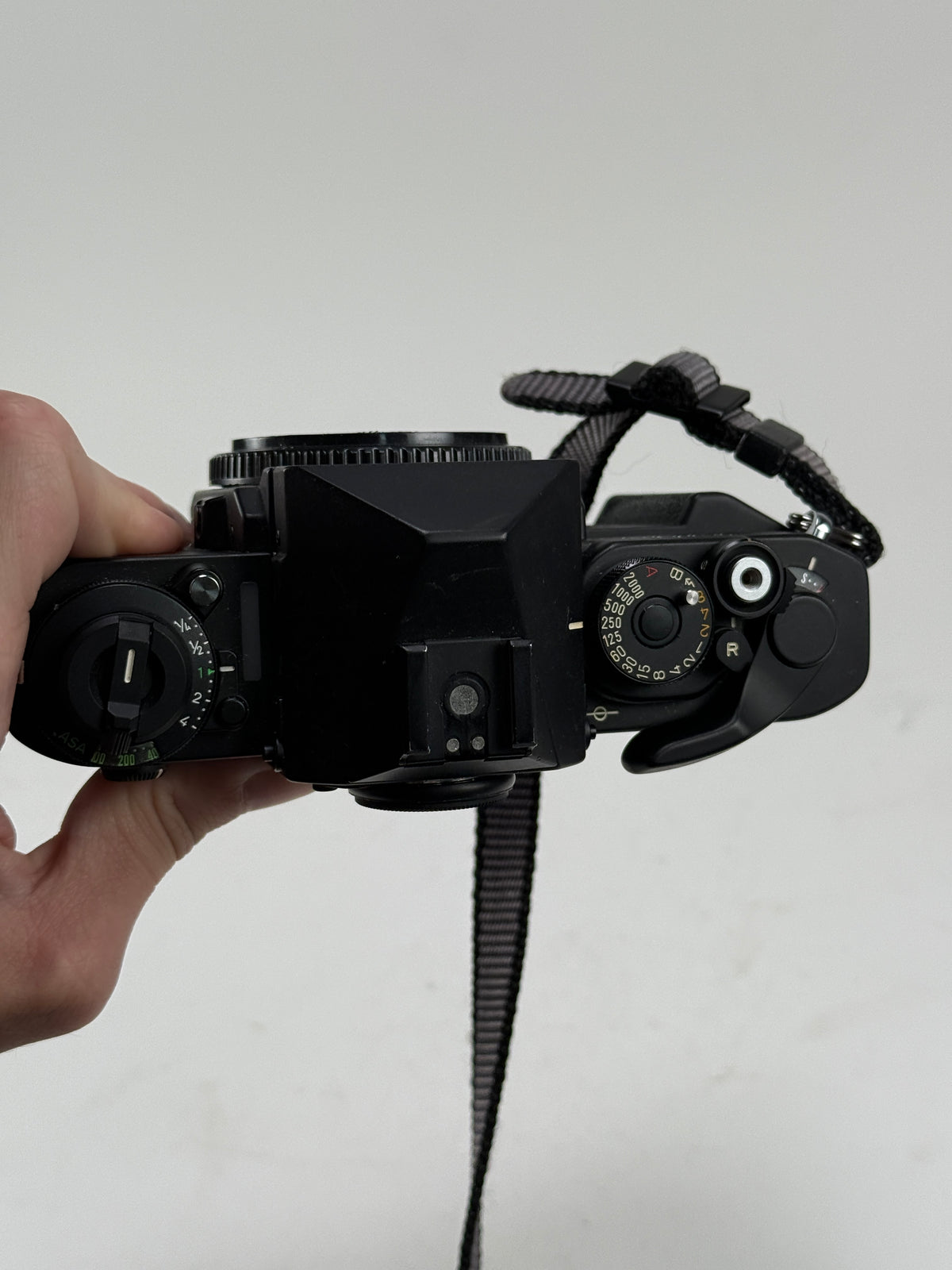 Canon F-1 New 35mm SLR Film Camera black Body with battery
