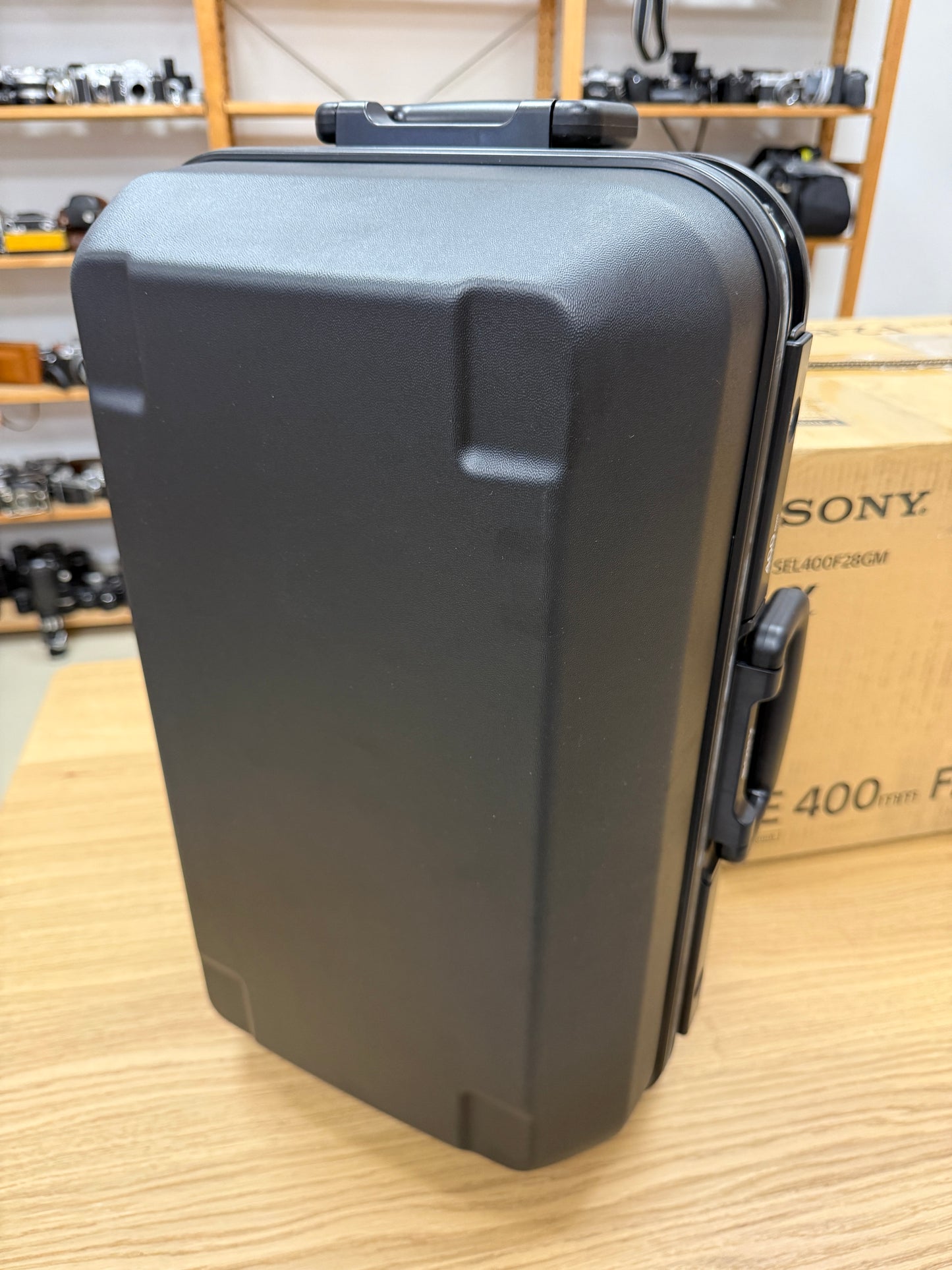 Sony FE 400mm f2.8 GM OSS Super Telephoto G master lens