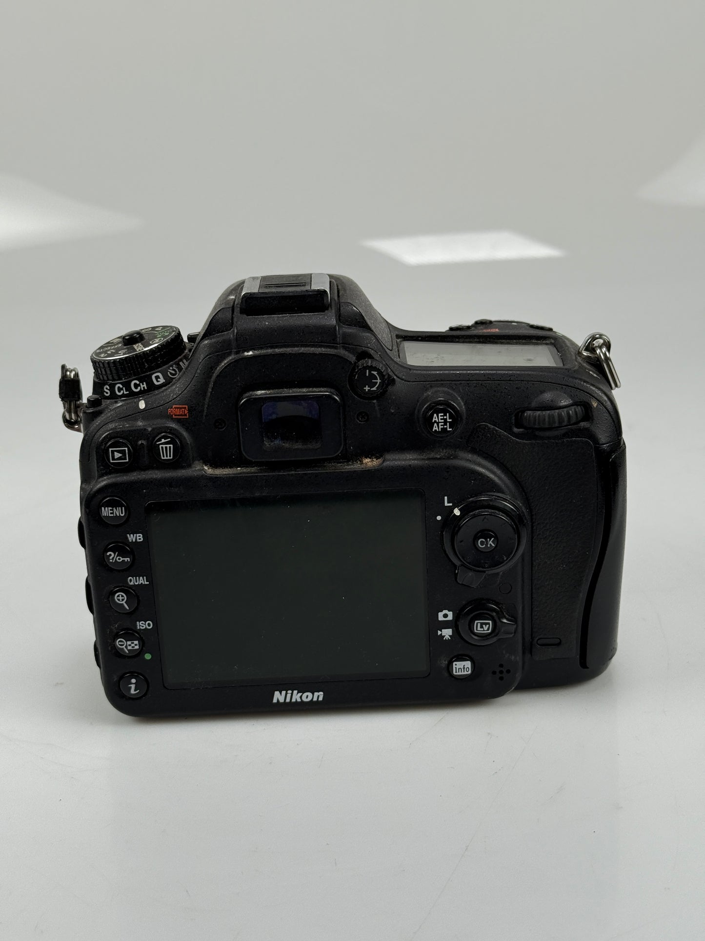 Nikon D7100 24.1MP Digital SLR Camera Body black