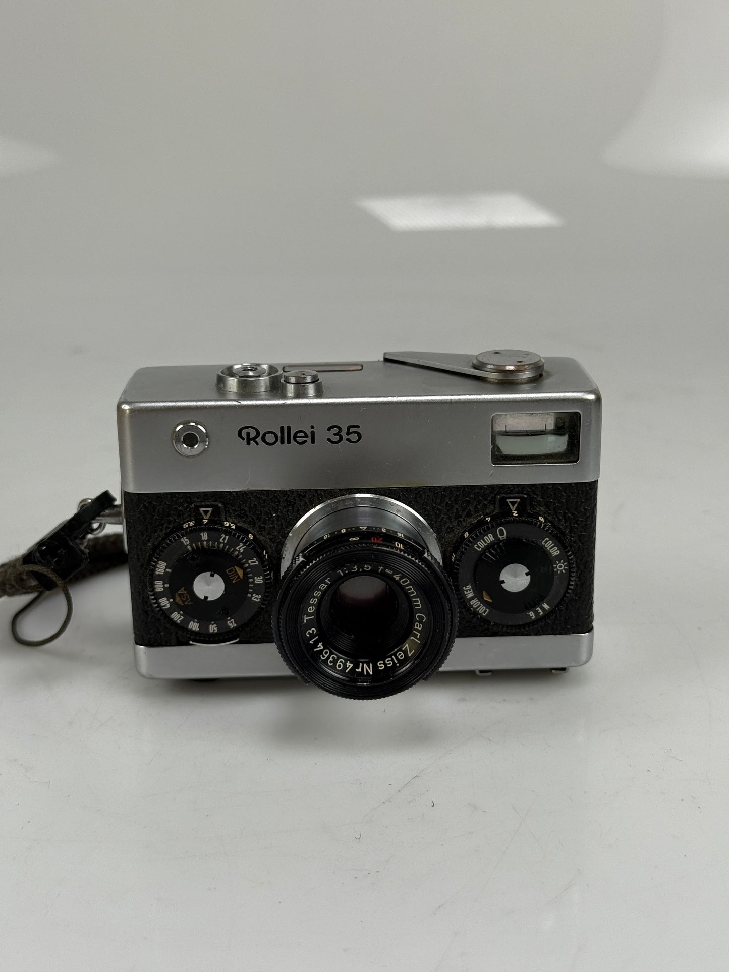 Rollei 35 Film Camera w/ Carl zeiss Tessar 40mm F3.5 Chrome Silver Honeywell Germany