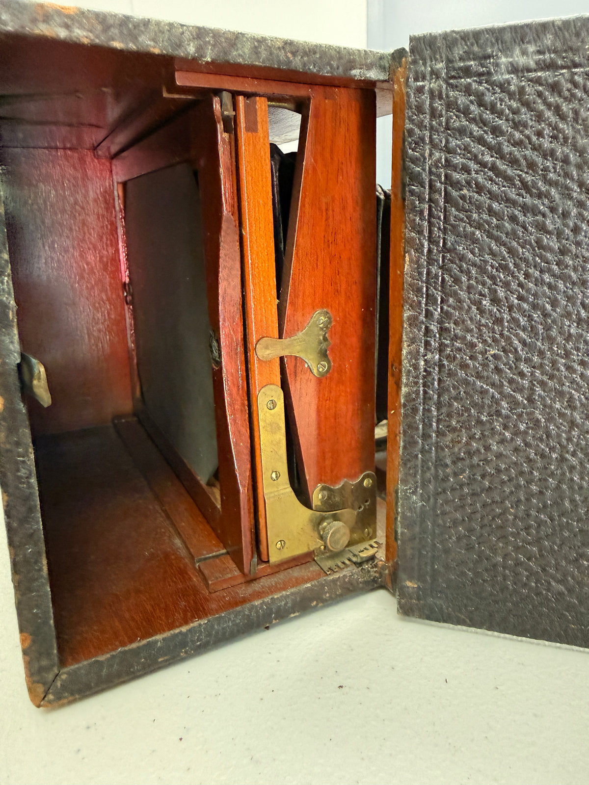 Rochester Camera Co. Poco A 4X5 Folding plate Camera wooden