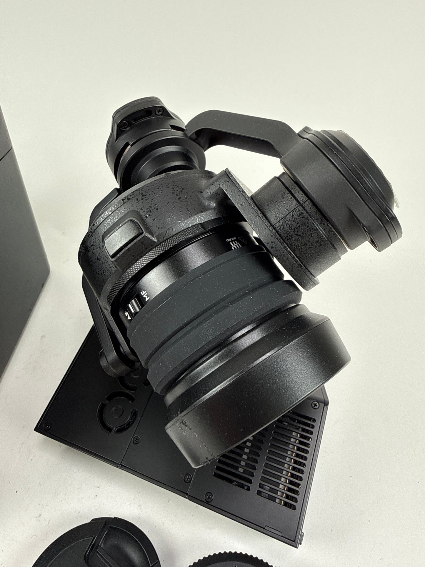 DJI Zenmuse X5R Camera and 3-Axis Gimbal w/ DJI 15mm f1.7 MFT ASPH Prime Lens