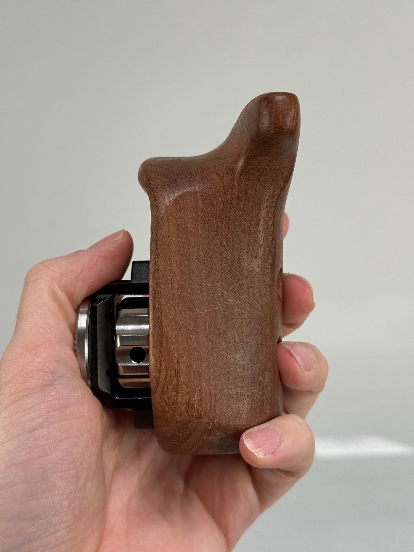 SmallRig Wood Right Hand Handheld Grip