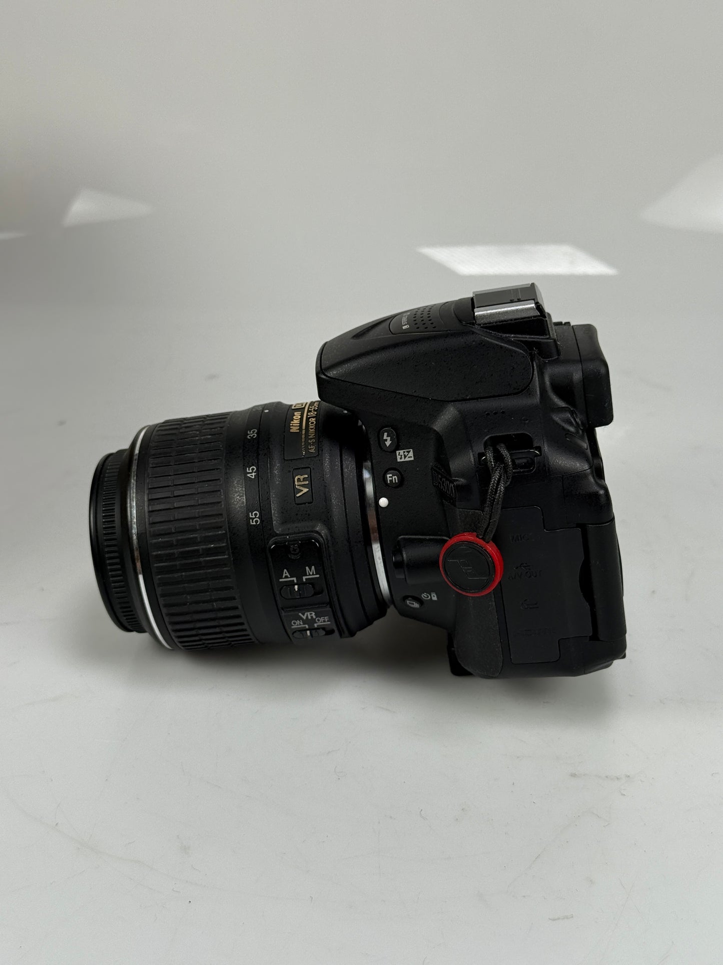 Nikon D5300 24.2MP DSLR Camera with 18-55mm VR Lens