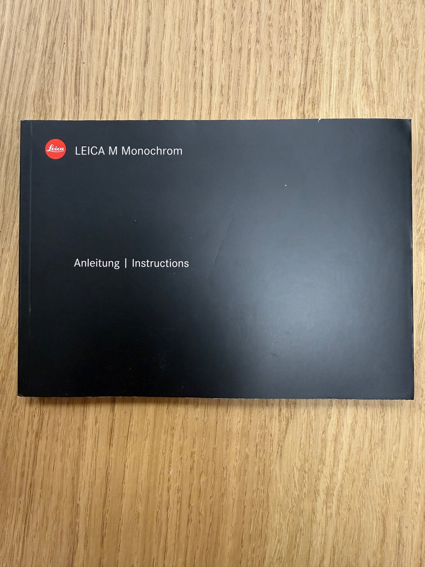 Leica M Monochrome Instruction Manual Booklet