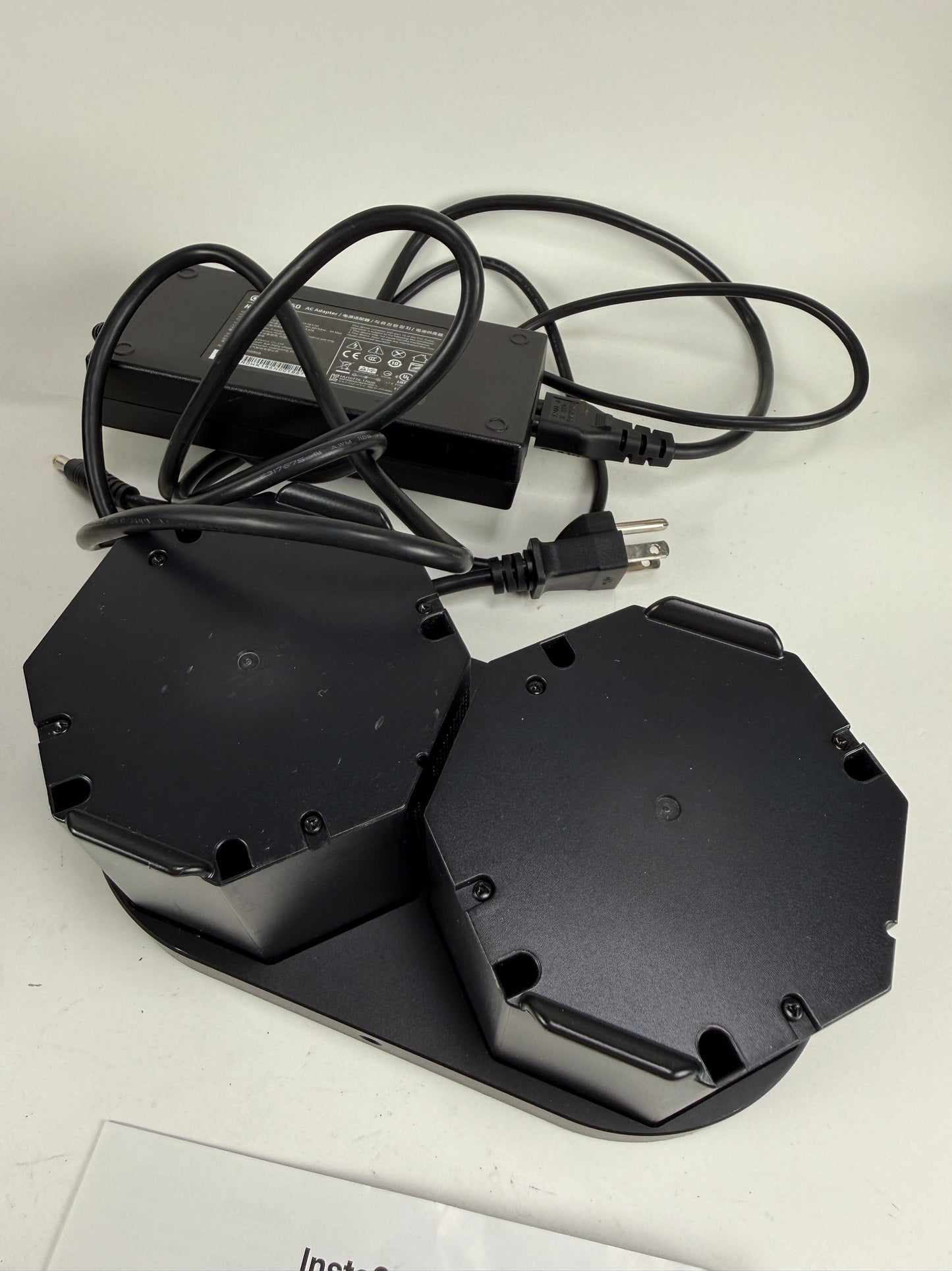 Insta360 Battery Charging Station for Titan VR Camera with 2 batteries