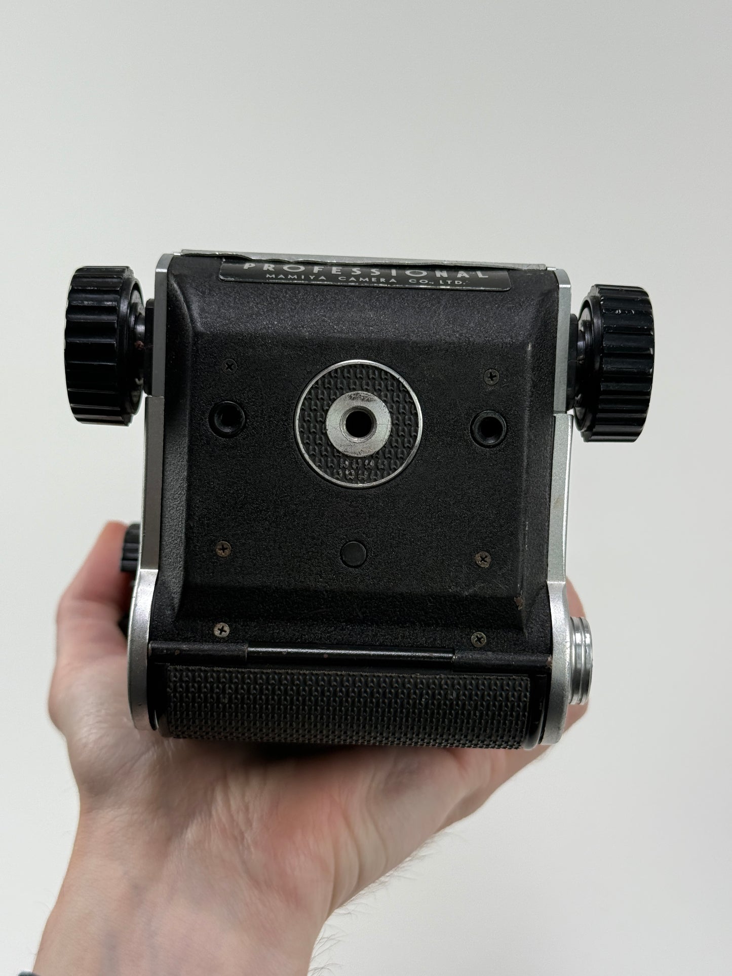 Mamiya C220 Pro TLR medium format Film camera body