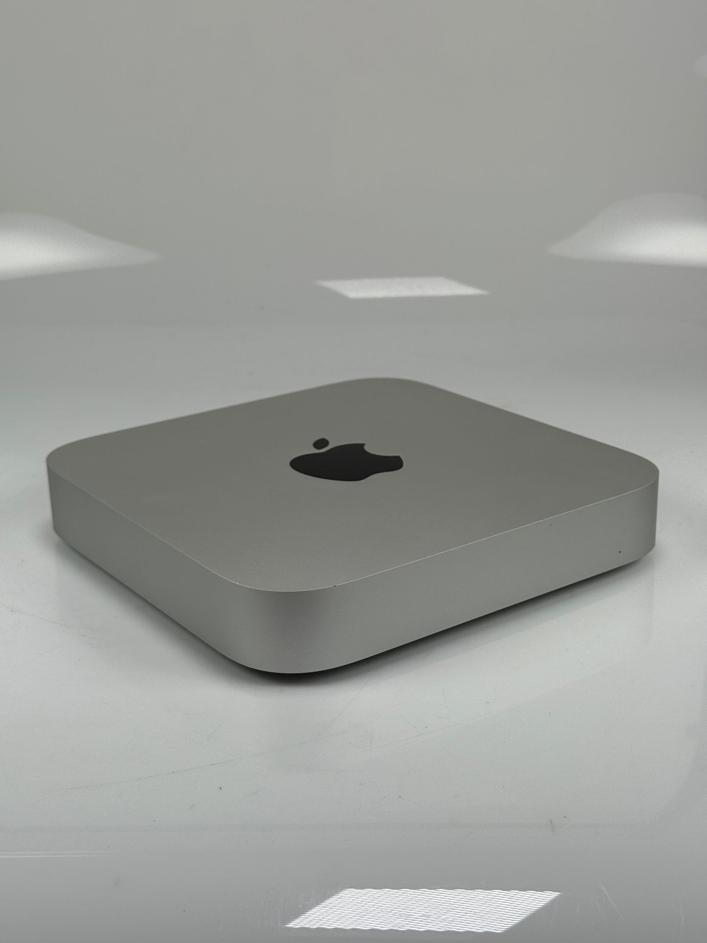 Apple Mac Mini (2023), M2 Chip, 16GB RAM, 256GB SSD