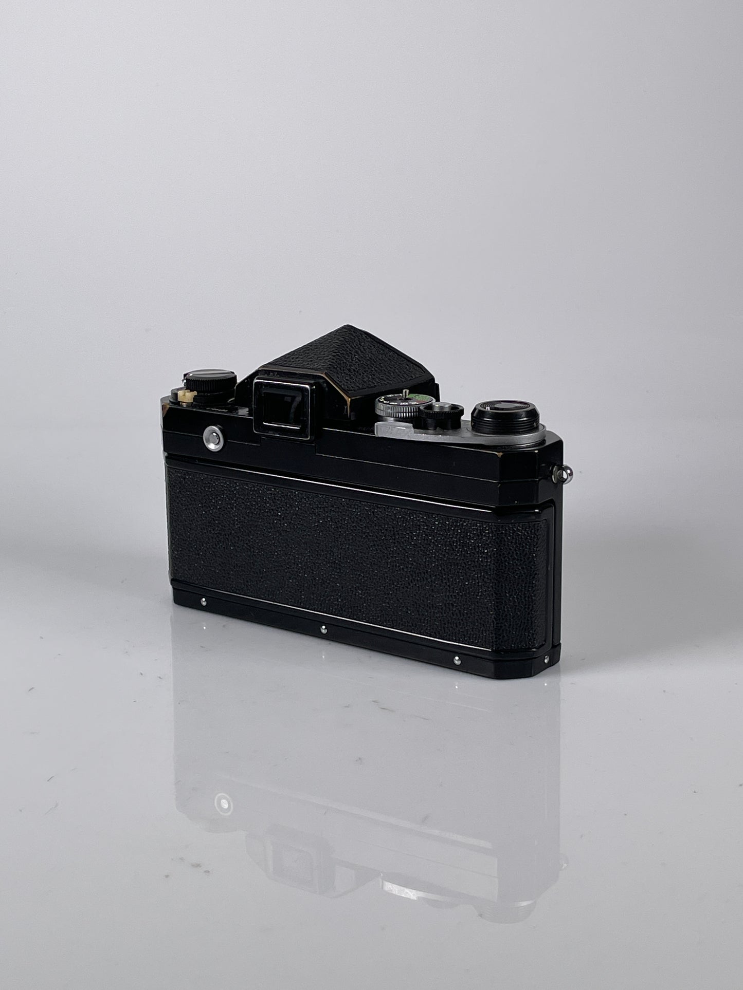 Nikon F Black body prism eye level finder 35mm film camera
