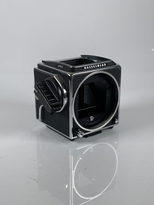 Hasselblad 501CM Medium Format Camera Body, chrome