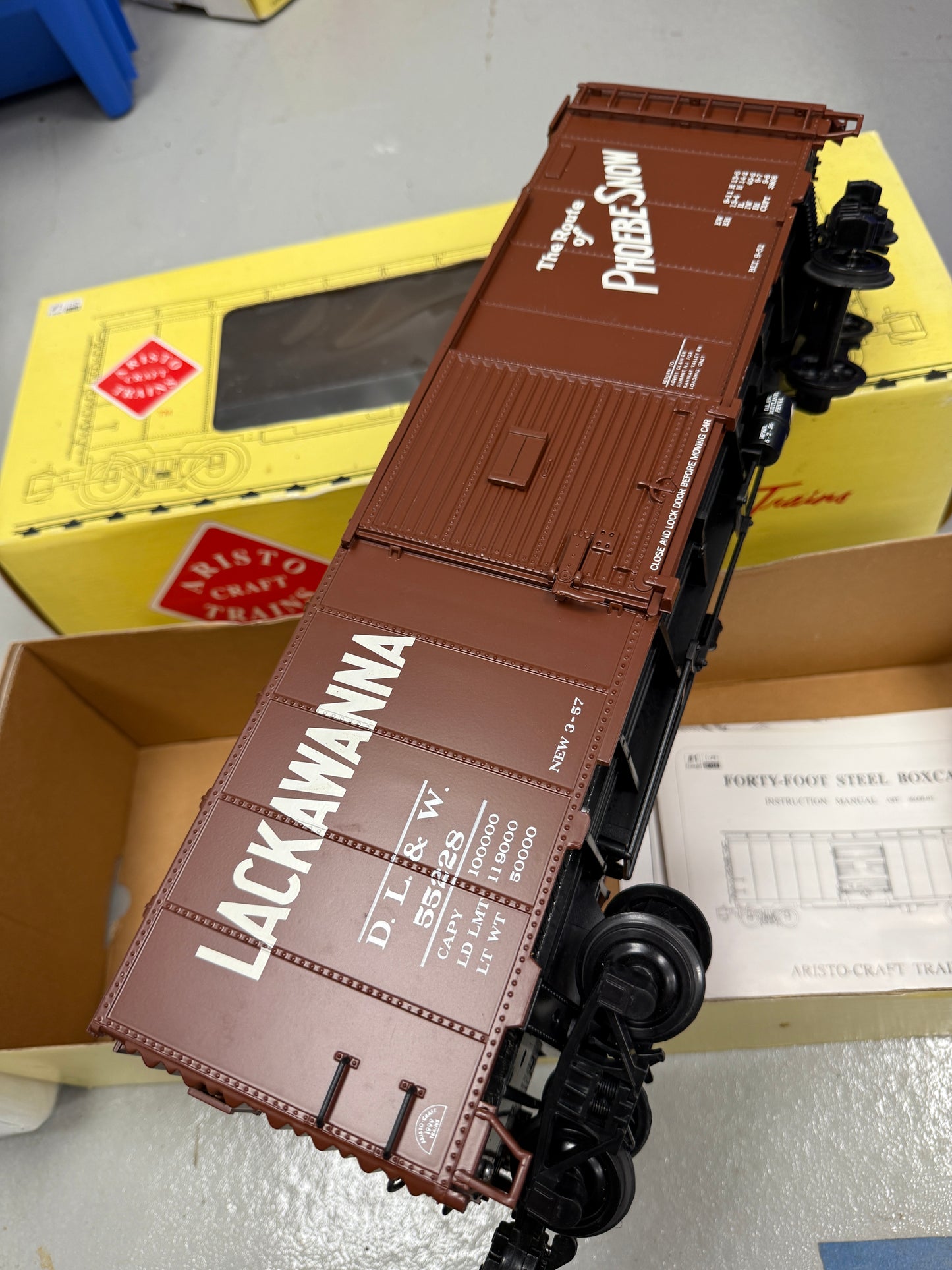 Aristo-Craft REA-46012 Lackawanna "Route of the Phoebe" Boxcar 1:29 G-Gauge
