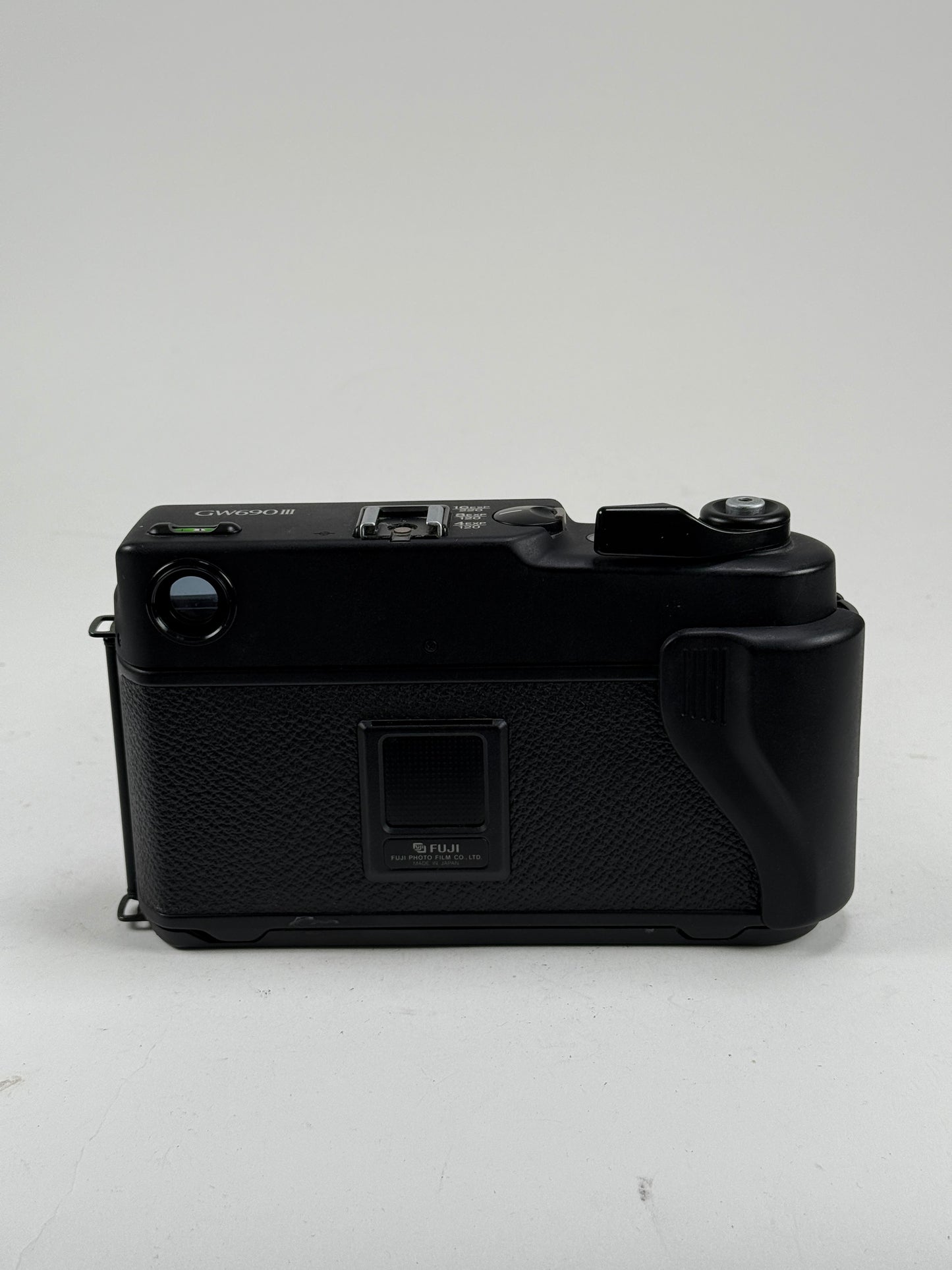 Fuji Fujifilm GW690 III 6x9 Film Camera 90mm F3.5 Lens