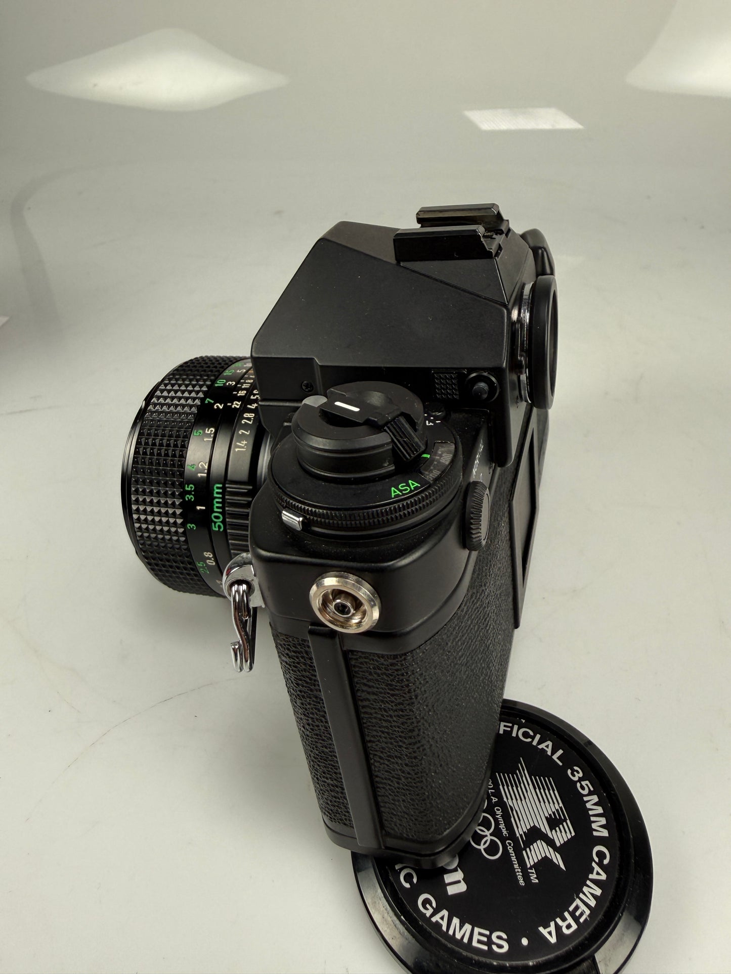 Canon NEW F-1 N 35mm SLR Film Camera black Body w/ 50mm f1.4 FD