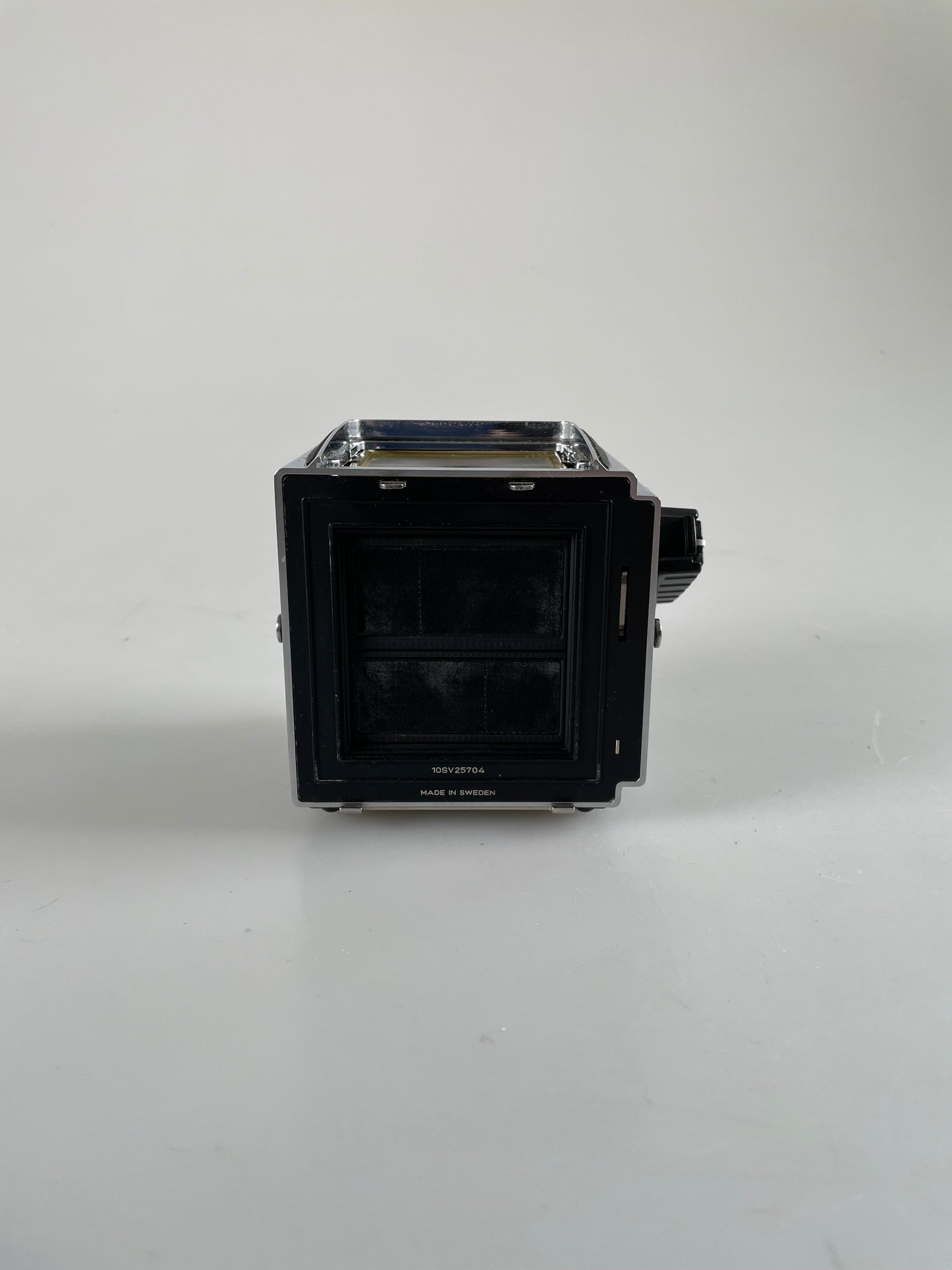 Hasselblad 501CM Medium Format Film Camera Body Chrome, Bright 20/20 focusing screen