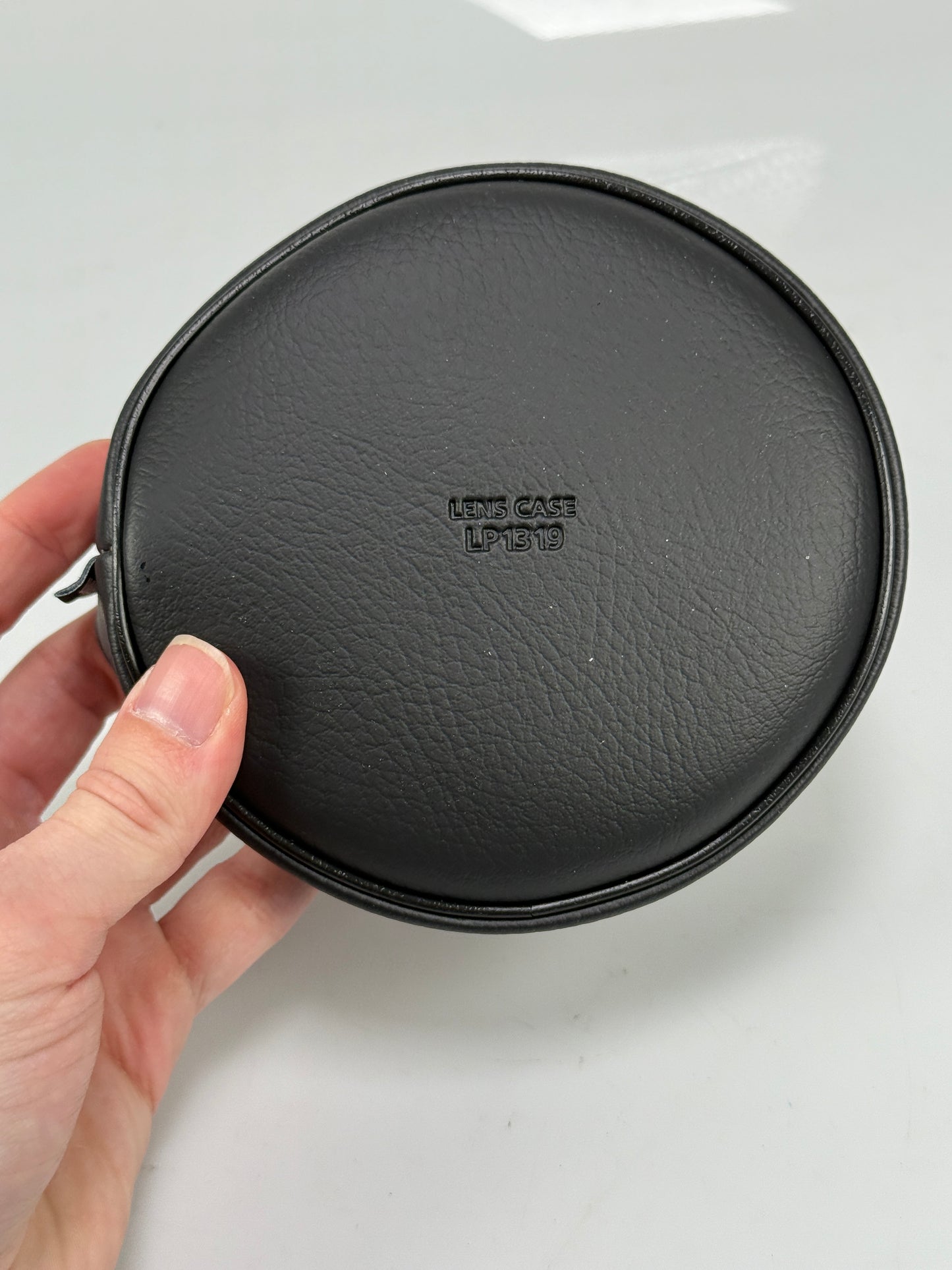 Canon LP-1319 camera lens case
