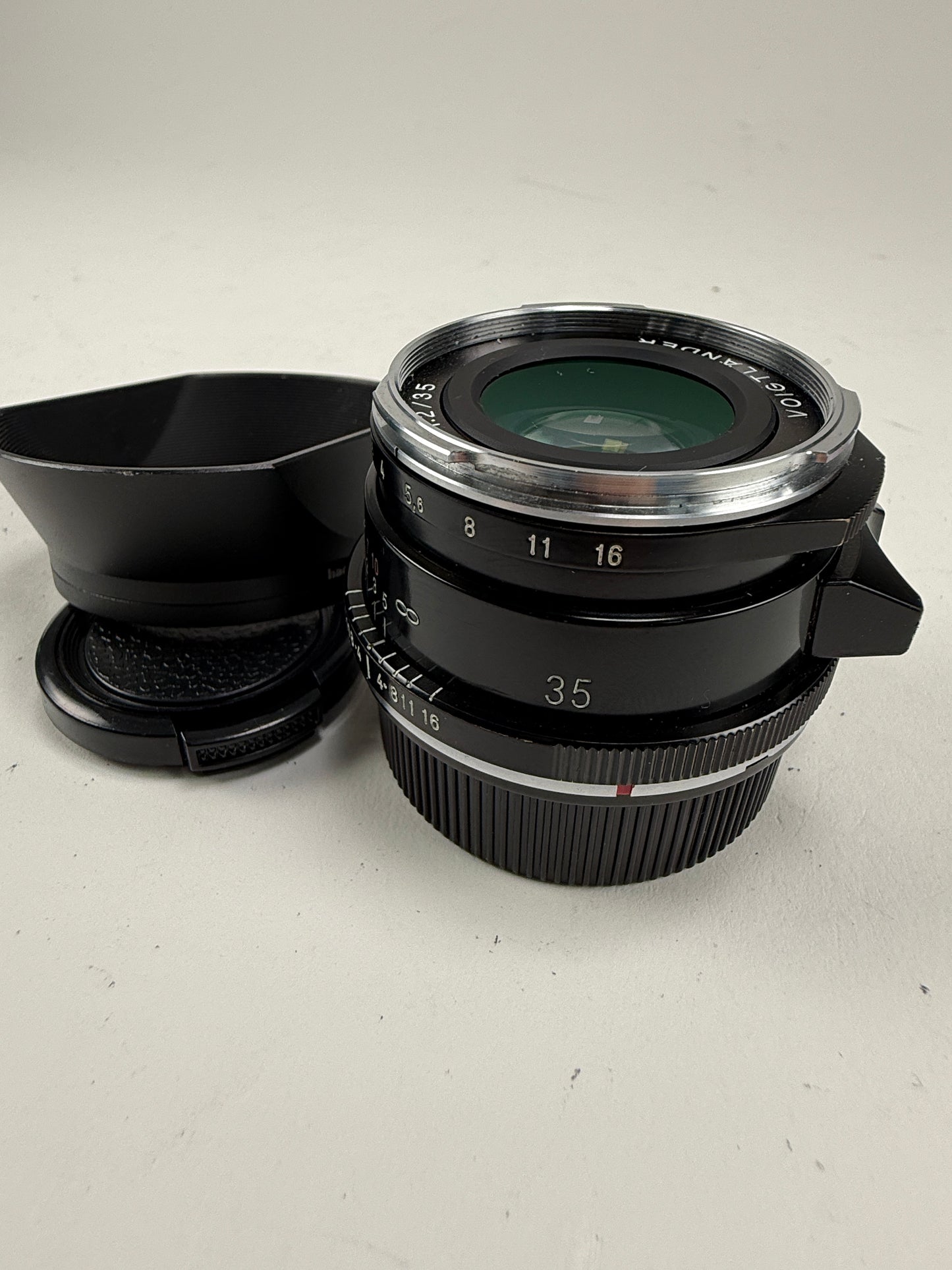 Voigtlander Ultron Line 35mm F2 Aspherical Type II VM
