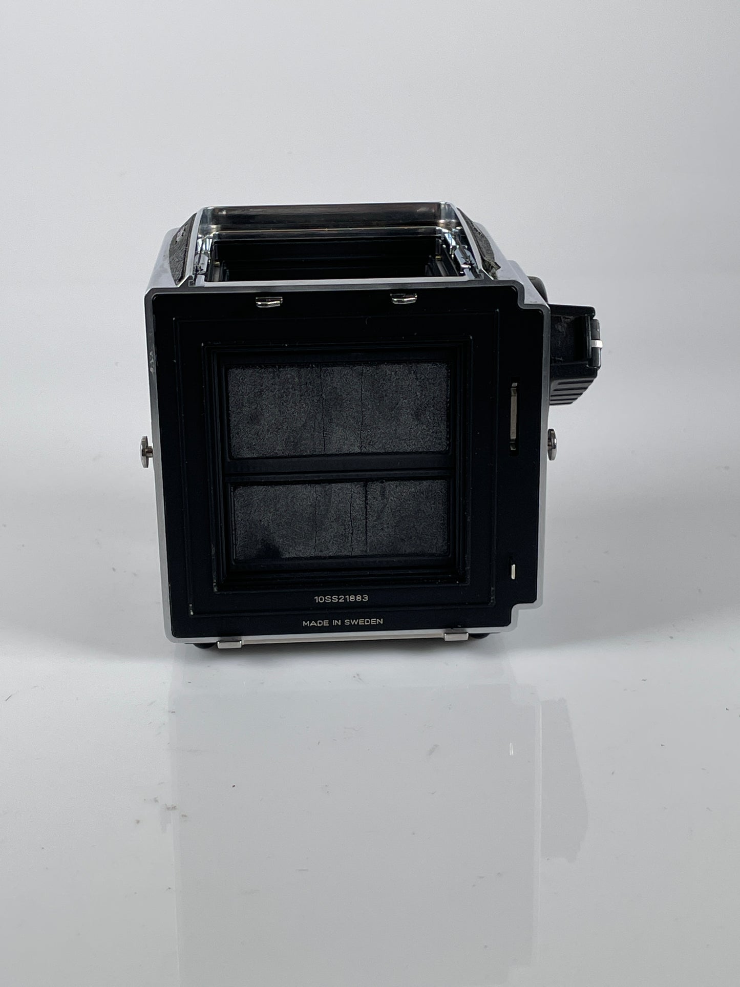 Hasselblad 501CM Medium Format Camera Body, chrome