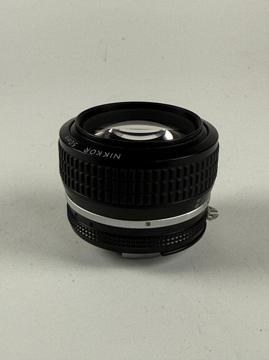 Nikon nikkor 50mm F1.2 MF ais Lens