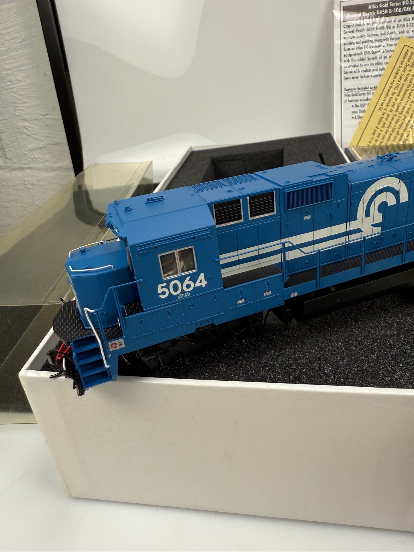 ATLAS master gold HO 9804 Conrail # 5064 HO Dash B-40B locomotive w/ DCC & Sound