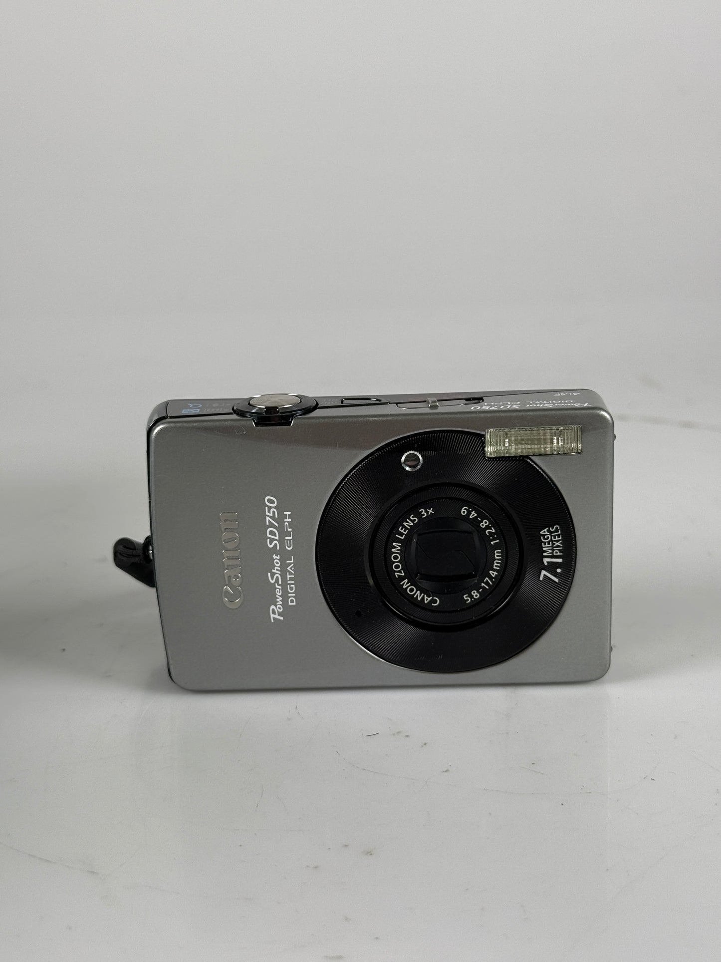 Canon PowerShot SD750 Digital Camera 6.0 MP Battery